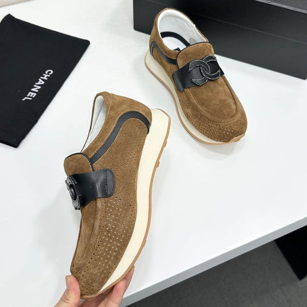 CC 2026 Panda Sneakers Suede Cowhide 926338