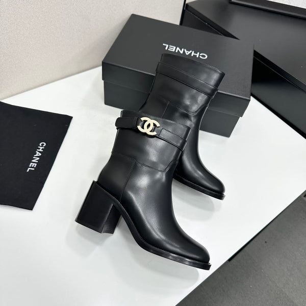 CC FW 2026 Ankle Boot Black Cowhide 925672