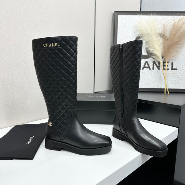 CC 26s Quilted Knee High Boots Black Leather 109242