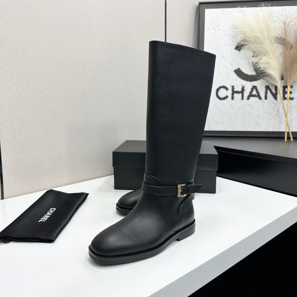 CC 26S Buckle Jumping Boots 3cm Black Grained Leather 109269