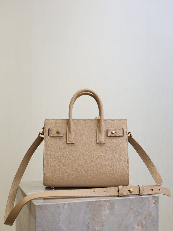 Sac De Jour Nano 22cm Beige Grain Cowhide GHW