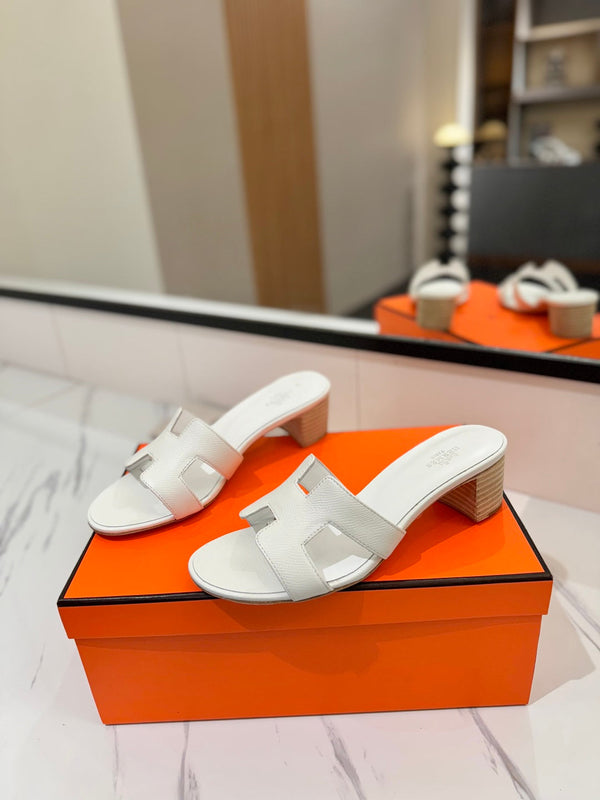 HM Oasis Sandals White Cowhide 294845