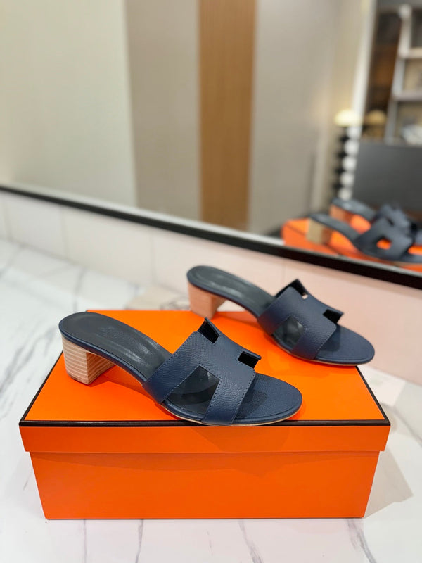 Sandali HM Oasis in pelle di vacchetta blu navy 294848