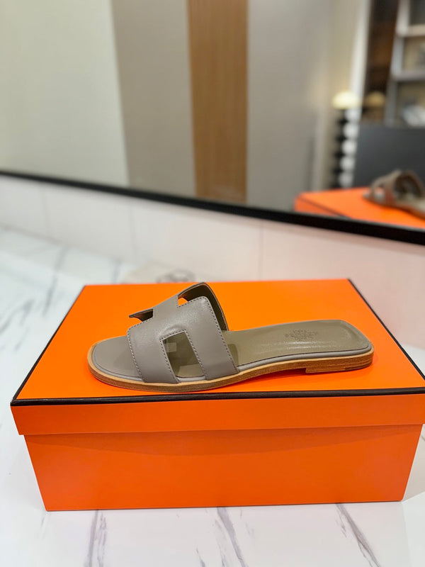 HM Oran Sandal Etoupe Cowhide 294859