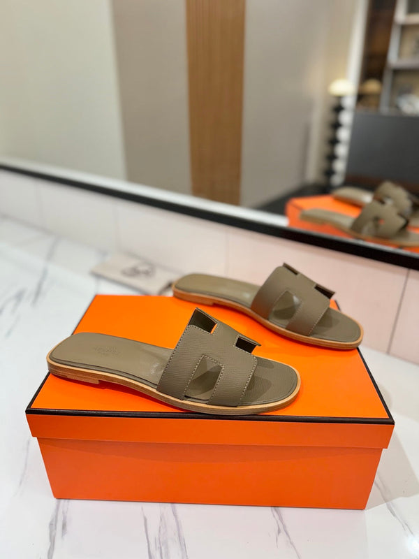 HM Oran Sandal Etoupe Goatskin 294865