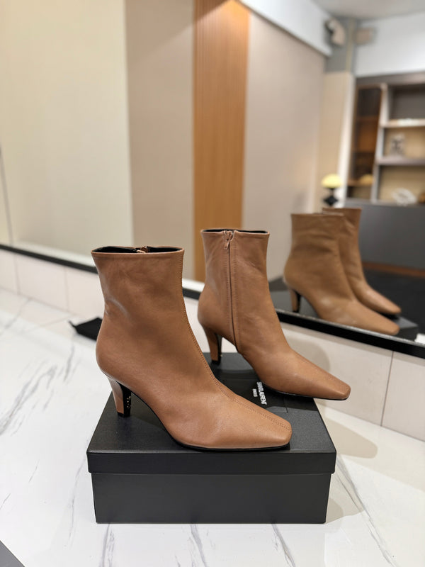 YSL 25 High-heeled Boot Light Brown Cowhide 520774