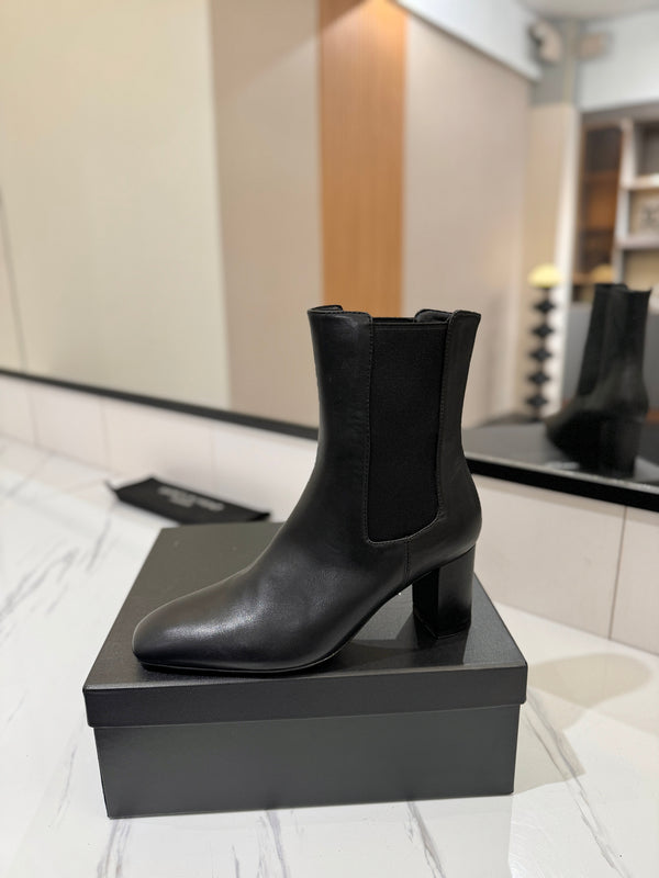 YSL 25 Chelsea Mid-heeled Boot Black Calfskin 520778