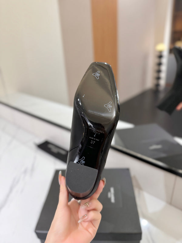 YSL 25 Chelsea Mid-heeled Boot Black Calfskin 520778