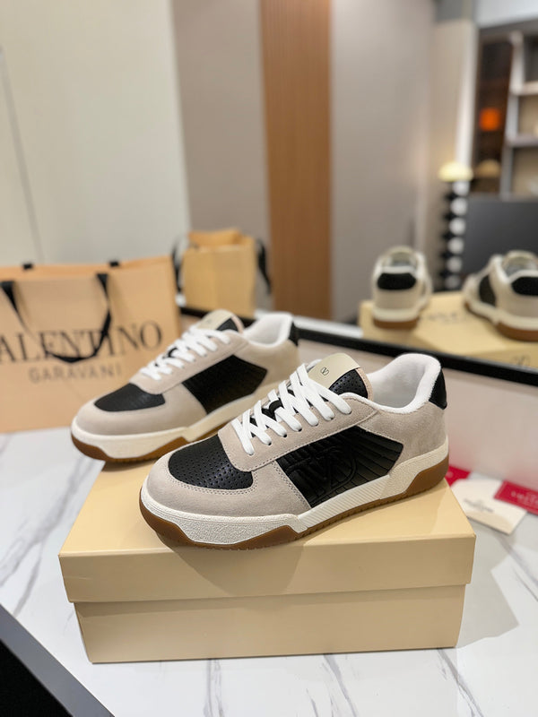 VT 25S Baskets décontractées Gris clair Noir Daim Cuir de vachette 560751