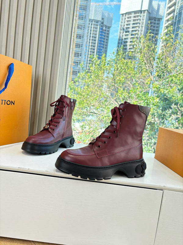 Lv Laureate Desert Boots Burgundy Cowhide 548796
