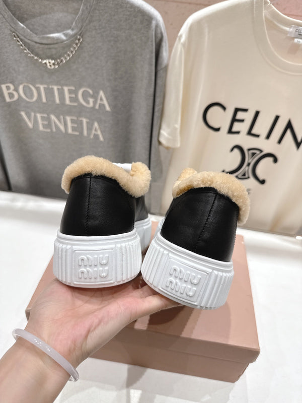 MiuMiu 25 Sneaker Black Beige Cowhide Fur 535590
