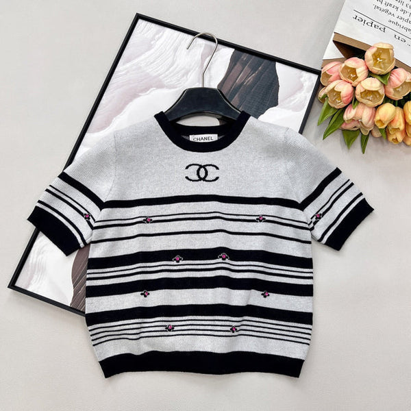Chanel 2026 Top à manches courtes en maille rayée Noir Blanc Laine Nylon