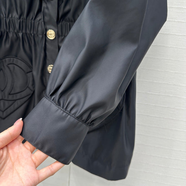 Veste Chanel 2025 avec bordure volantée en polyester noir 318670
