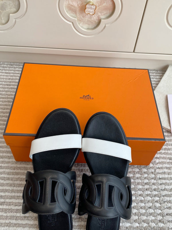HM Lagune Sandal Black White Leather 776552