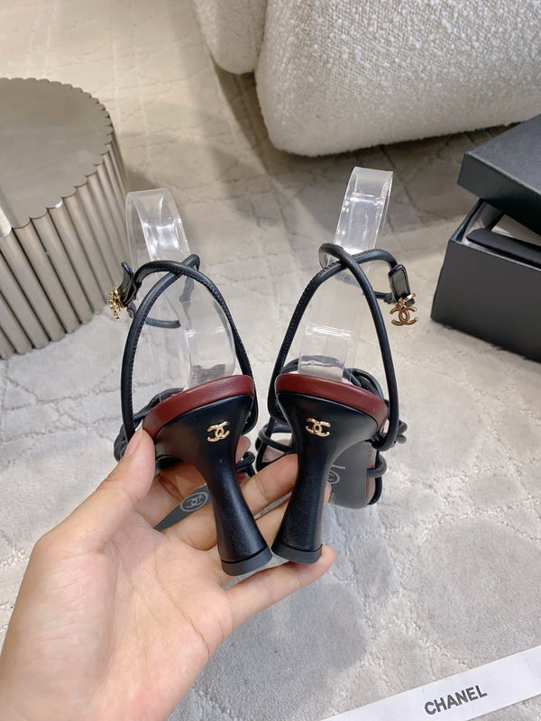 Sandales à brides CC 26s 7,5 cm en peau de mouton bordeaux et noire 723618
