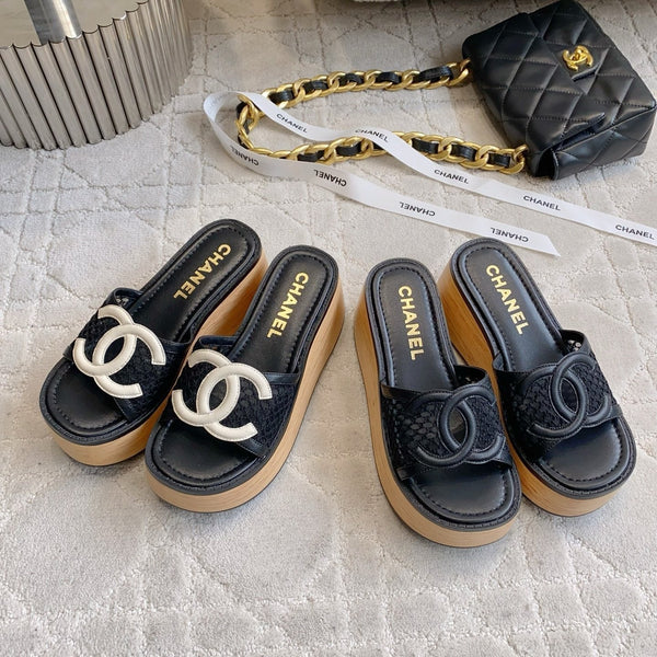 CC Logo Platform Sandals Black Lambskin 723734