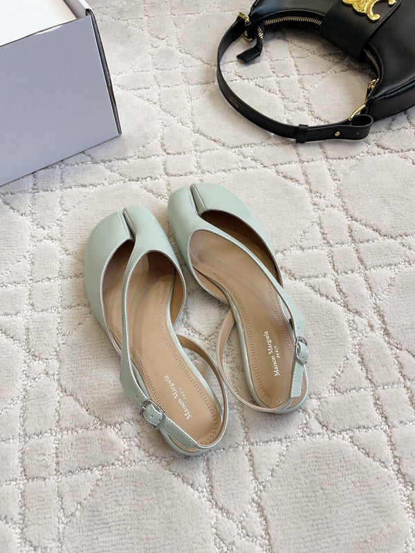 MM Tabi Slingback Flat Pale Mint Patent Leather 808648