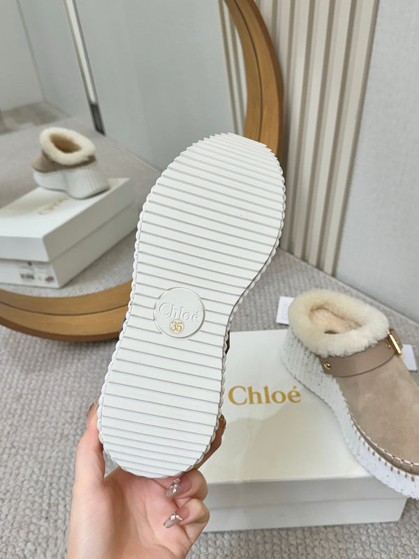Chloe Nama Shearling-Lined Mule Beige Suede 528077