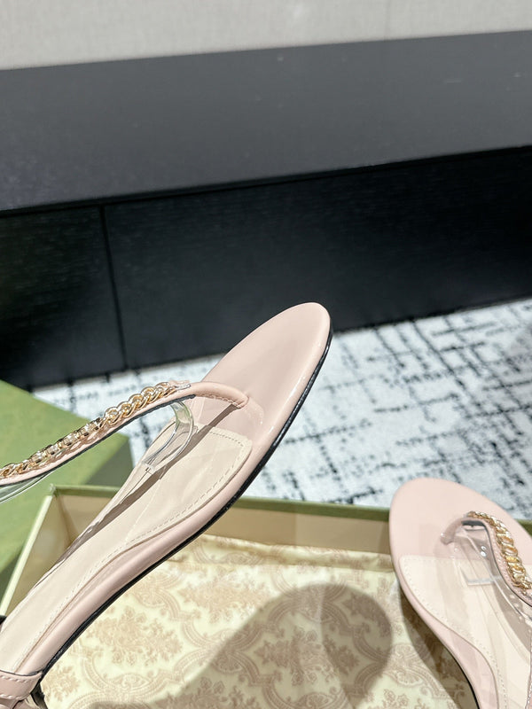 SANDALO INFRADITO IN VITELLO BEIGE MANDORLA