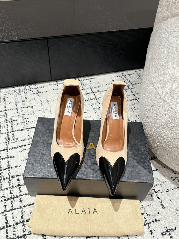 DÉCOLLETÉ ALAIA ALTO 10 CM IN CAMOSCIO BEIGE MISTO PELLE DI VITELLO NERA