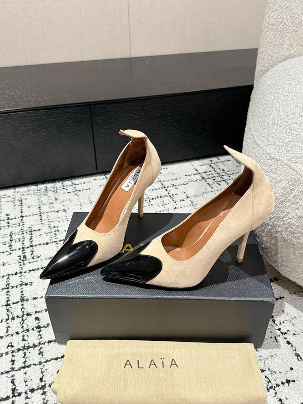 DÉCOLLETÉ ALAIA ALTO 10 CM IN CAMOSCIO BEIGE MISTO PELLE DI VITELLO NERA