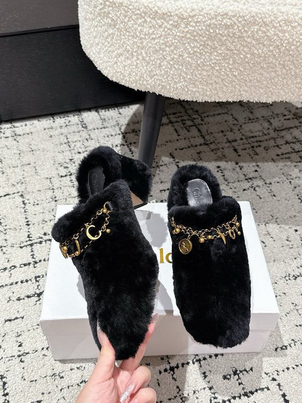 Chloe Covered Fur Slippers Black Wool 514327