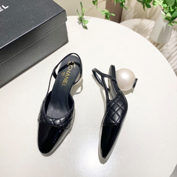 CC 26P Slingback Pearl-Shaped Heel 7cm Black Quited Leather 767268