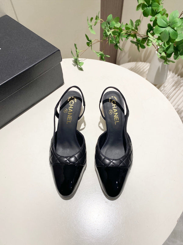 CC 26P Slingback Pearl-Shaped Heel 7cm Black Quited Leather 767268