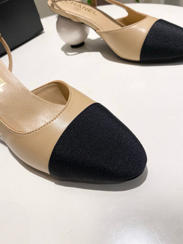 CC 26P Slingback Pearl-Shaped Heel 7cm Black Beige Leather 767271
