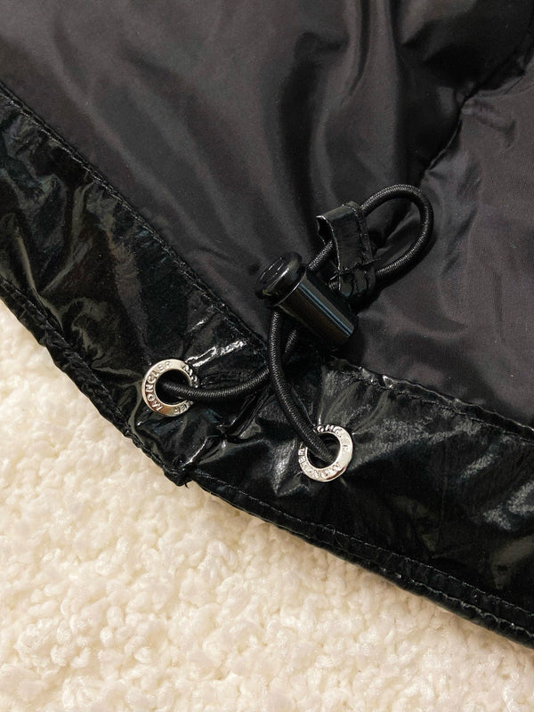 Moncler 2025 Barre Black Swan Goose Jacket Black Down Nylon