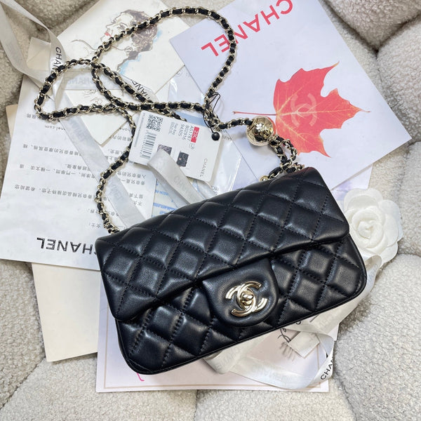 CC 26s Flap Bag 20 In Black Lambskin