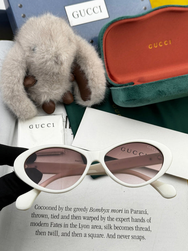 OCCHIALI DA SOLE CON MONTATURA OVALE G0982 IN ACETATO