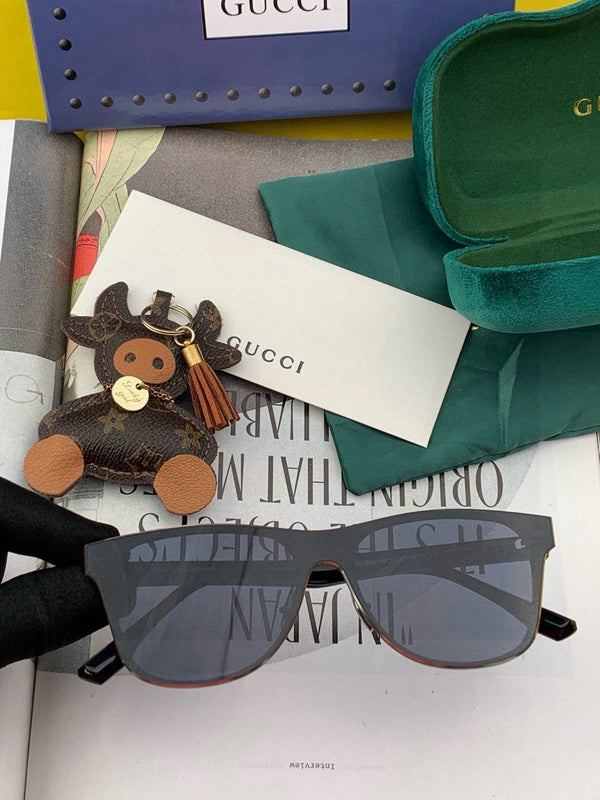 OCCHIALI DA SOLE CON MONTATURA QUADRATA G3000 IN ACETATO