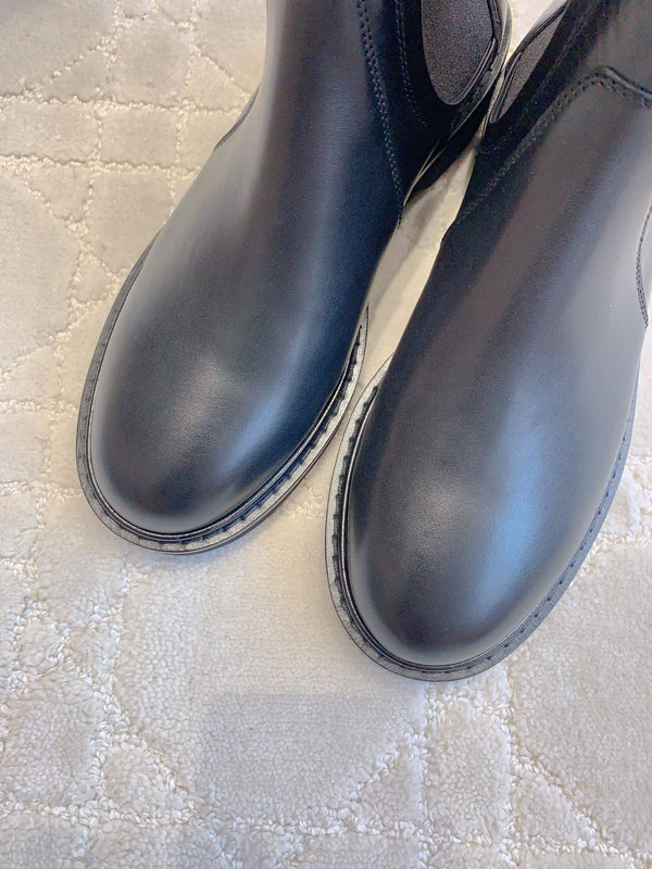 CD Vivie Roger Chelsea Ankle Boots in pelle di vacchetta nera liscia
