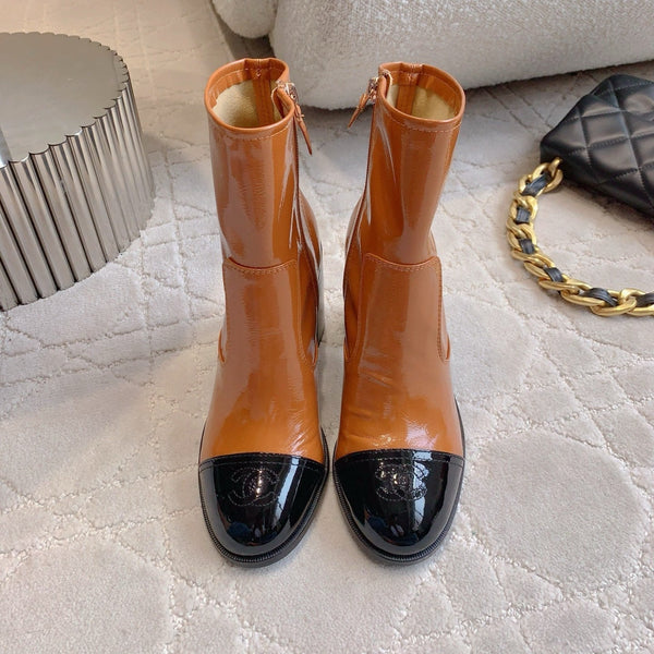CC 25 Heeled Short Boot Camel Brown mix Black Patent Leather 516678