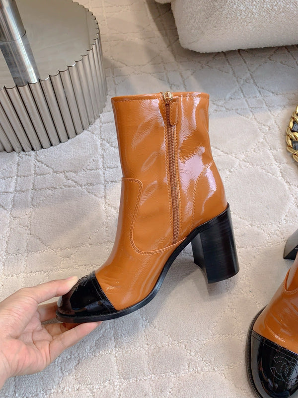 CC 25 Heeled Short Boot Camel Brown mix Black Patent Leather 516678