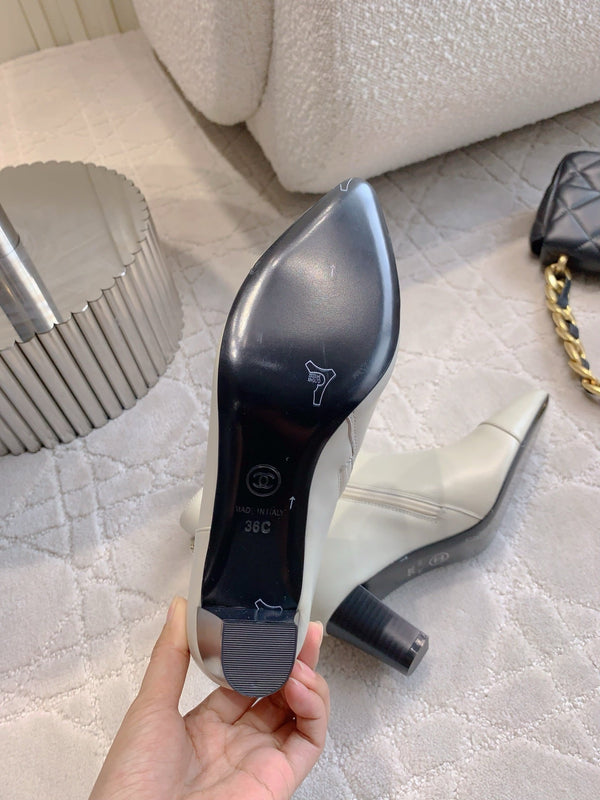 CC 25 Chunky High-heeled Ankle Boots White Calfskin 516658