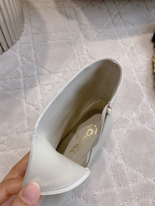 CC 25 Chunky High-heeled Ankle Boots White Calfskin 516658