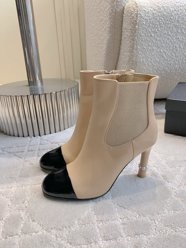 CC 25 Pearl Heel Boot Beige Calfskin 516655