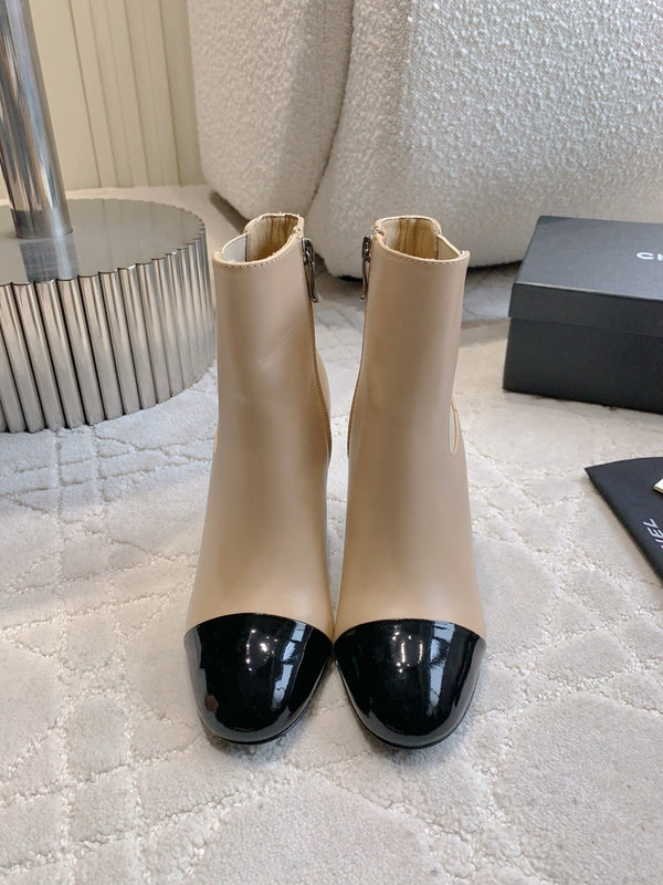 CC 25 Pearl Heel Boot Beige Calfskin 516655