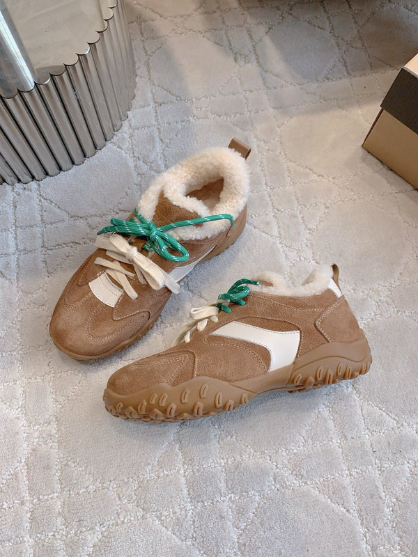 UGG Lanxuryee Cow Sneaker Brown Suede Shearling Lining 516901