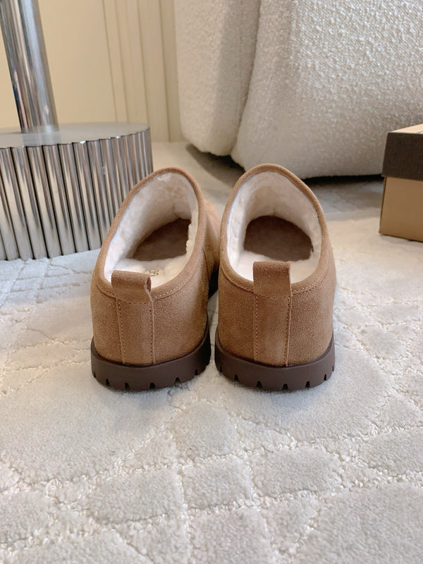 UGG Tazz Slippers Brown Wool Suede Fleece Lining 516913