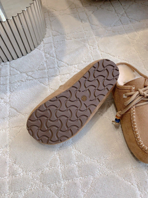 UGG Yupoo Loafers  Caramel  Wool Suede 516908