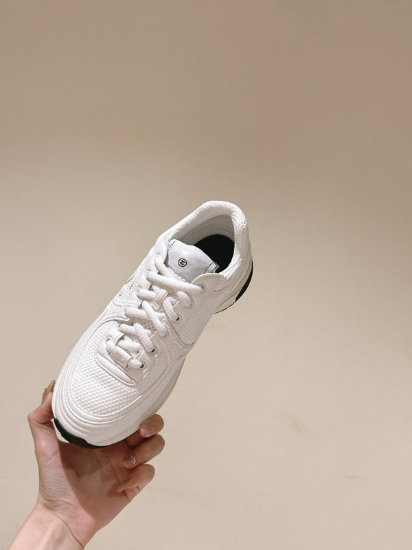 cc trainer tessuto bianco