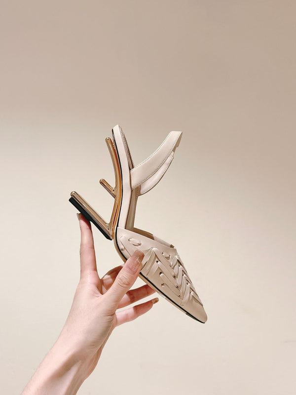 FENDI PRIMA SLINGBACK CON TACCO ALTO 85 MM IN PELLE DI AGNELLO BEIGE E FERRAMENTA ORO