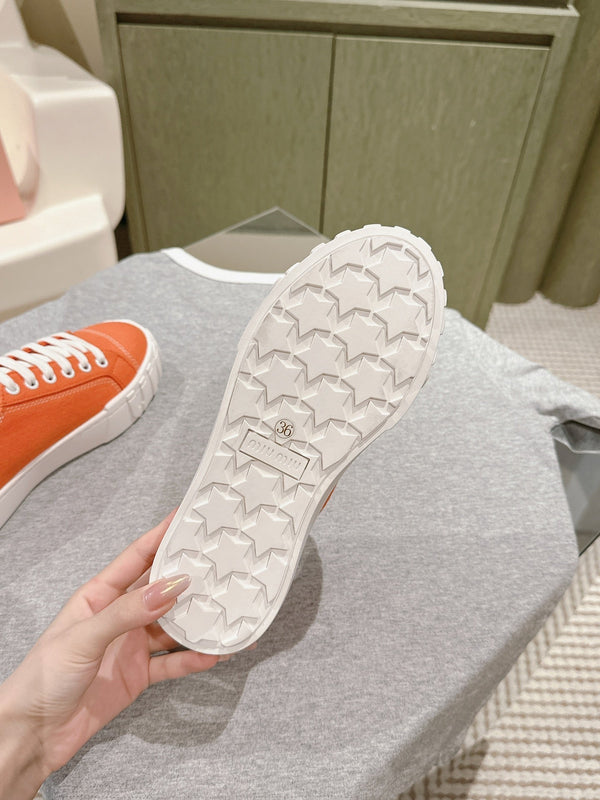 Miu Sneakers Orange Canvas 445548