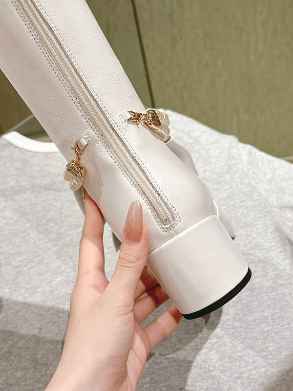CC 24A Stivali alti fino al ginocchio con fiocco di perle 65 mm in pelle di pecora bianca 447464