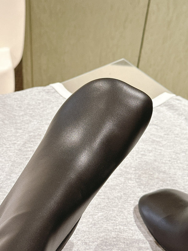 Loewe Round-Toed Boots 85mm Black Mixed Sheepskin 448450