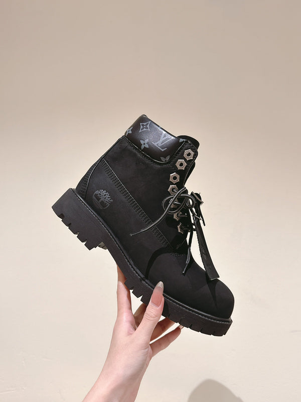 Stivaletto alla caviglia LV x Timberland 6in 50mm in pelle scamosciata nera e tela monogramma 450427
