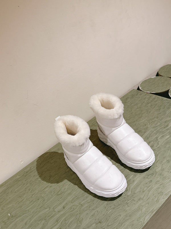 Jimmy Xan Toffee Ankle Boots with Crystals White Shearling Leather 533014